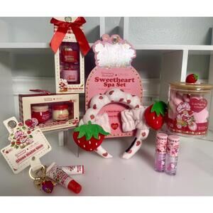 Strawberry Shortcake Sweetheart Set